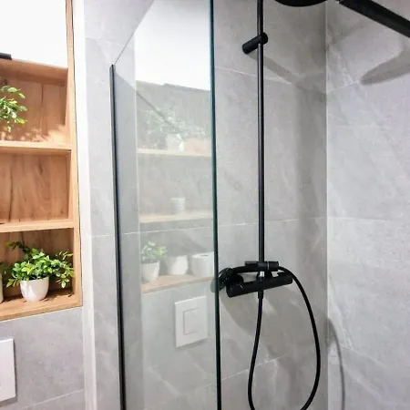 Lejlighed Luxury With Balcony Ksiezy Mlyn Fuzja Łódź